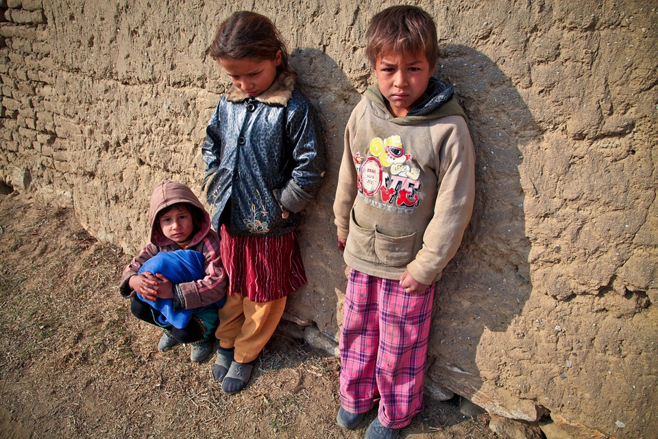 ¡Los Niños del Reino Unido sufren más hambre que nunca!
