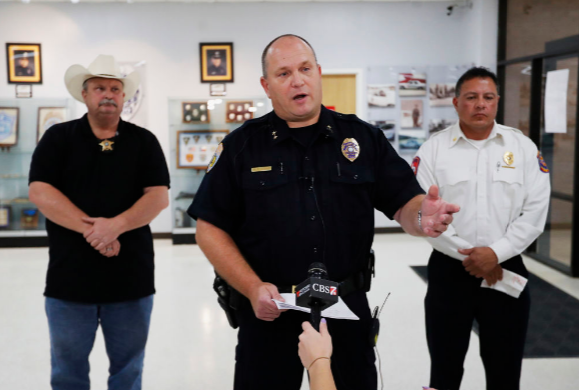 Caso de Tiroteo en Texas podría verse afectado porque el arma fue comprada a un proveedor privado