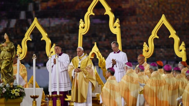 El Papa visita Tailandia y aviva la pelea contra la explotación sexual