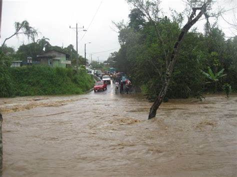 Tormenta tropical ETA llegó a los Estados Unidos